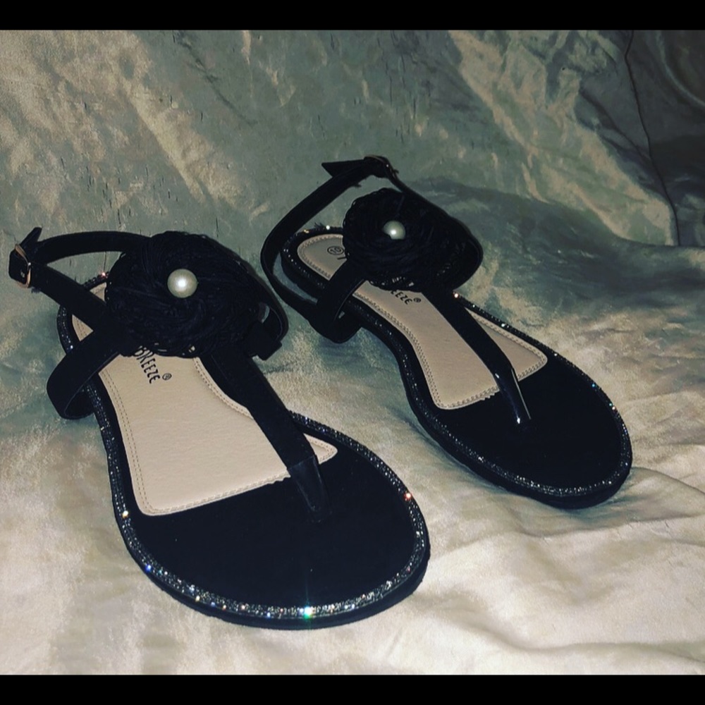 🌸Breezy Black Diamond Suede Sandals🌸